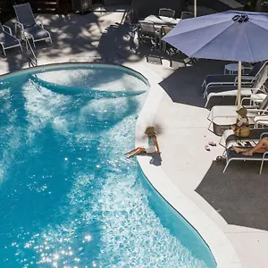 3* Apartahotel International